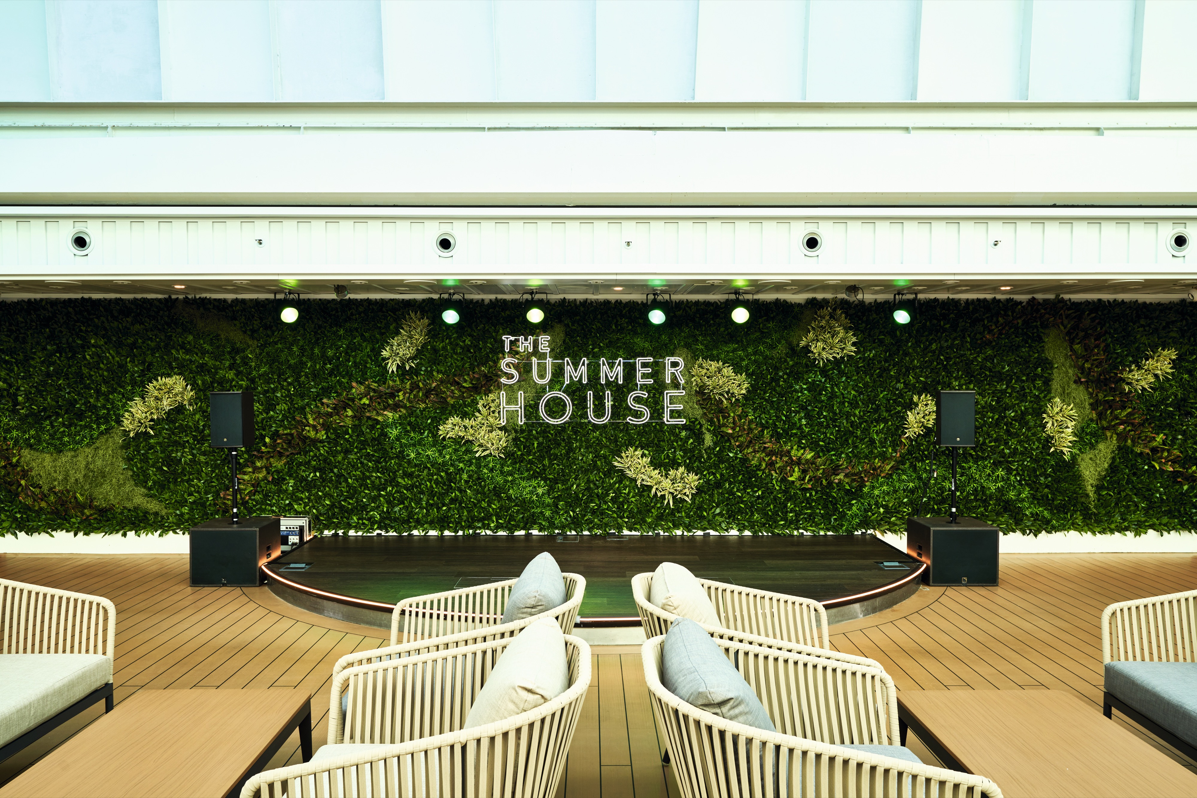 Marella Voyager - The Summer House